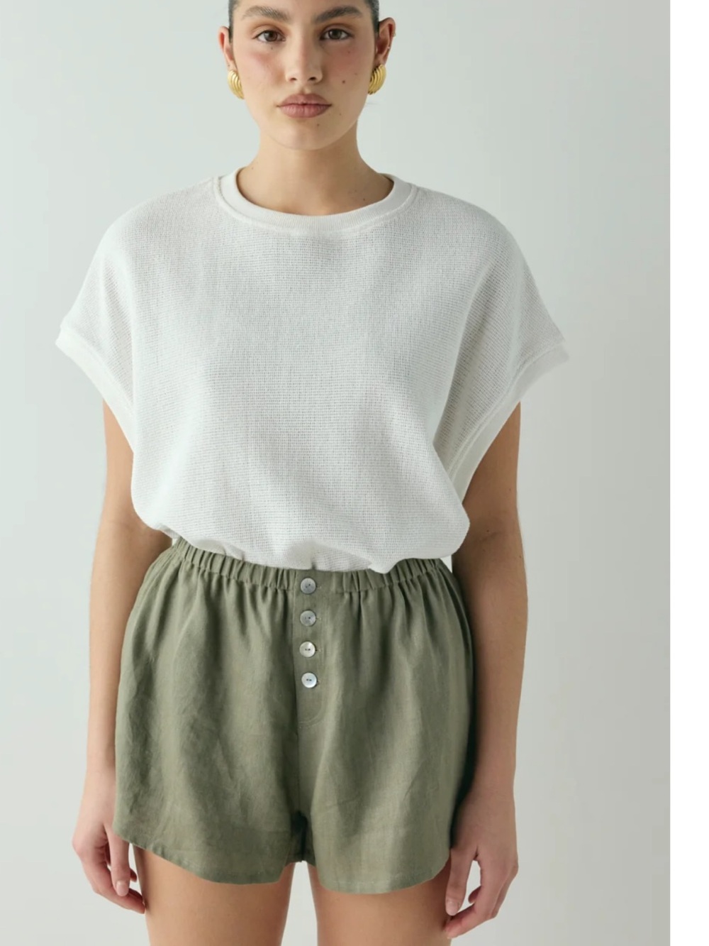 VRG GRL Eira Linen Shorts - khaki green BNWT